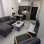 Mini Mansion *