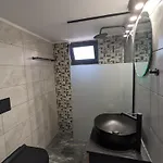 Mini Mansion *